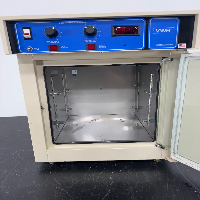 VWR 1520 Incubator image 3
